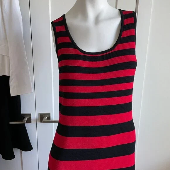 Carmen Marc Valvo Slvless Ribbed Rayon Nylon Knit Striped Dress Red Black Sz M - Picture 3 of 11